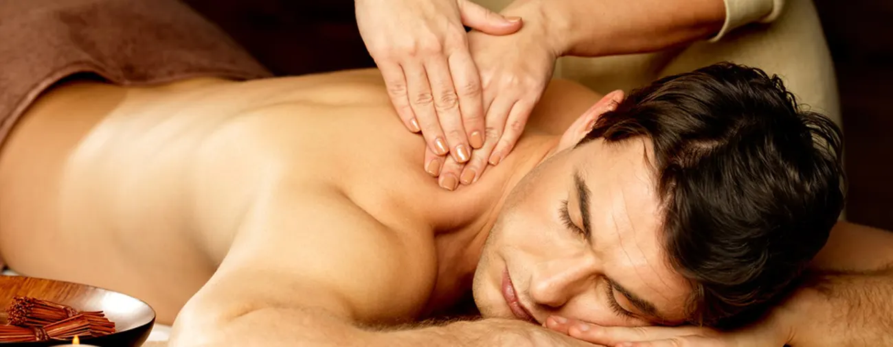  5 Benefits of Ayurvedic Massage Treatment to Improve Skin Health 